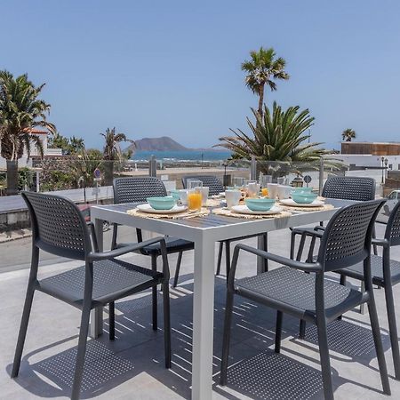 Apartment Holiday 2 Beachfront Corralejo By Holidays Home 外观 照片