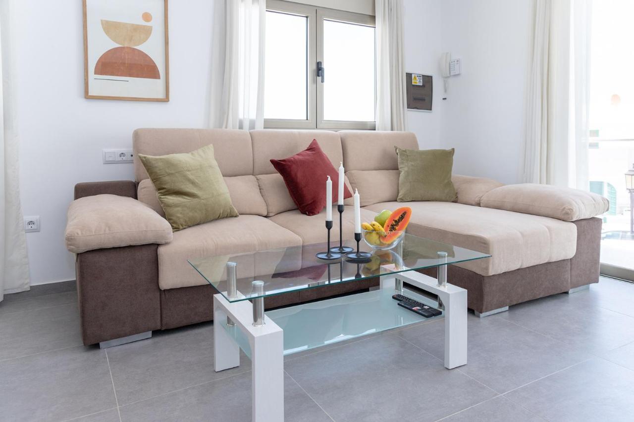 Apartment Holiday 2 Beachfront Corralejo By Holidays Home 外观 照片