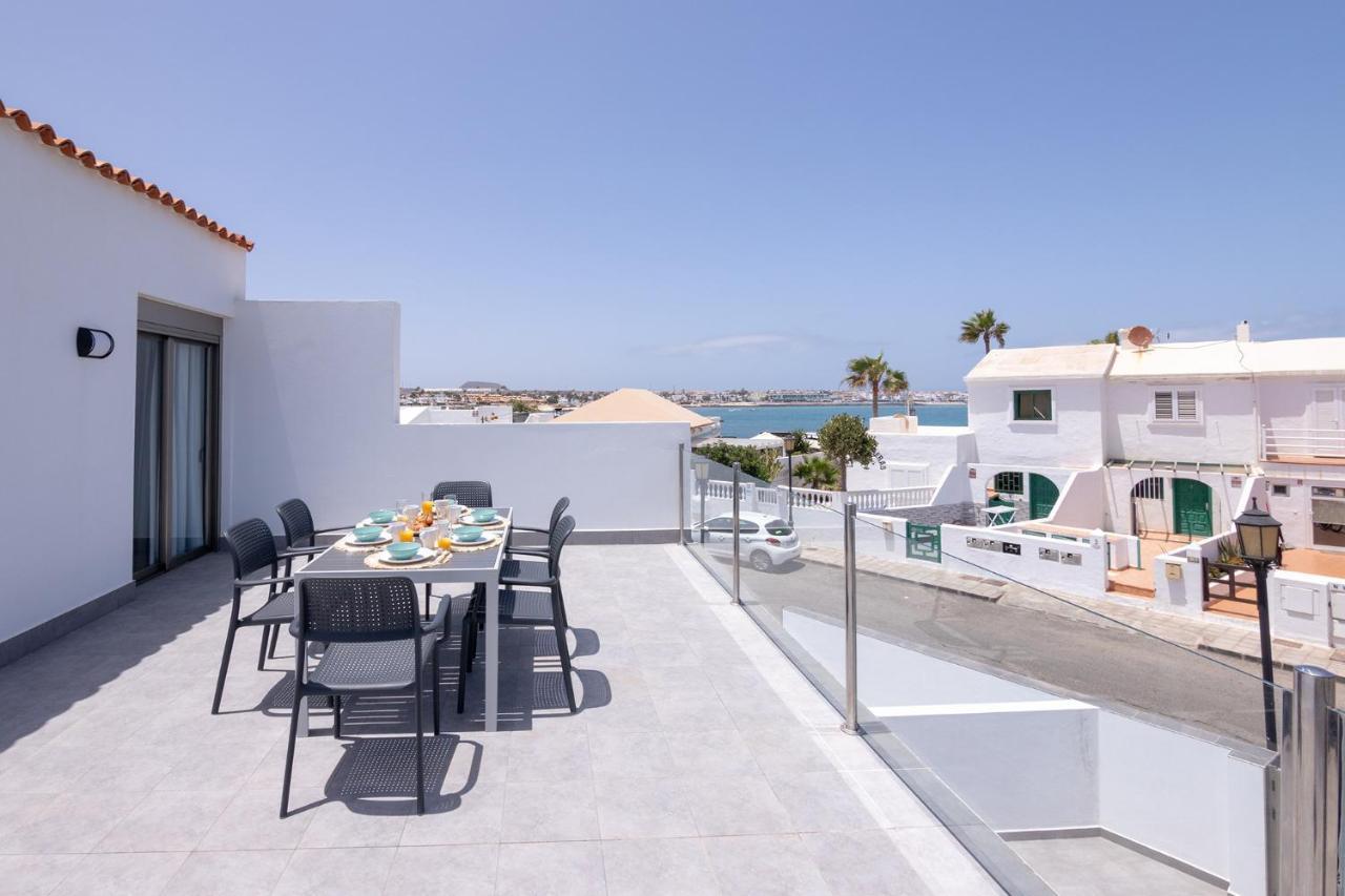 Apartment Holiday 2 Beachfront Corralejo By Holidays Home 外观 照片